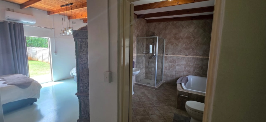 4 Bedroom Property for Sale in Flamwood North West